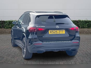 Used Mercedes-Benz GLA 2025 for sale - 79670992: Photo