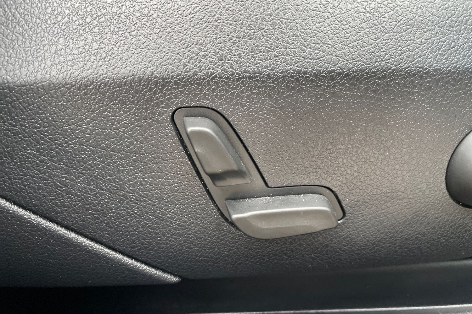 Used Mercedes-Benz GLC 2025 for sale - 78102472: Photo 15