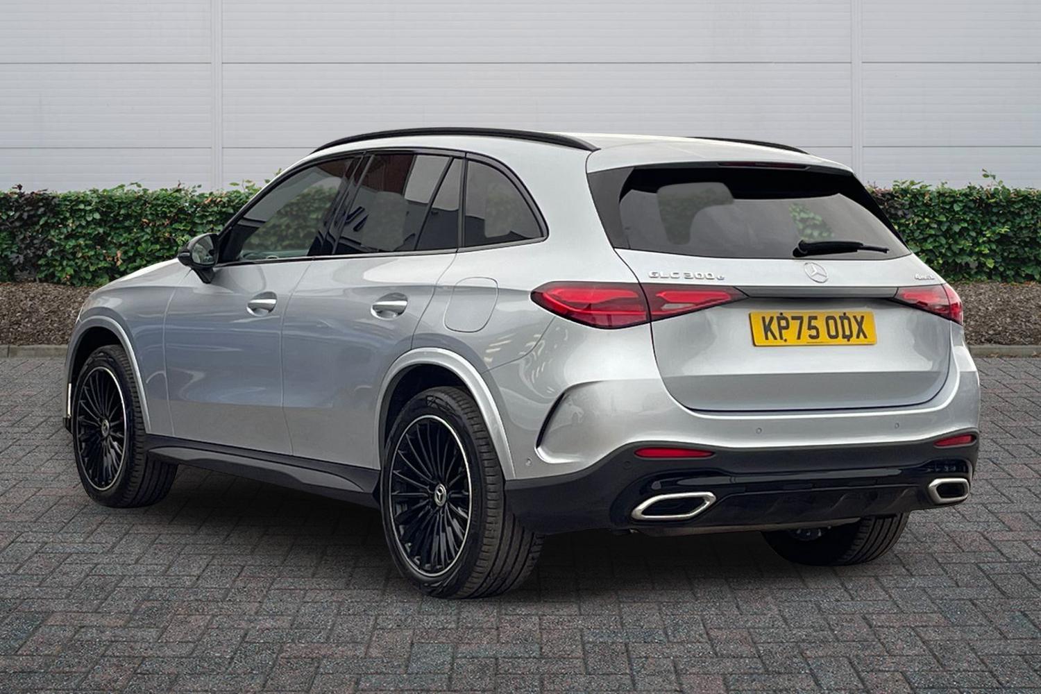 Used Mercedes-Benz GLC 2025 for sale - 78102472: Photo 2