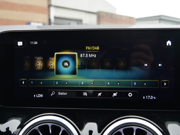 Used Mercedes-Benz EQA 2022 for sale - 76285476: Photo 32