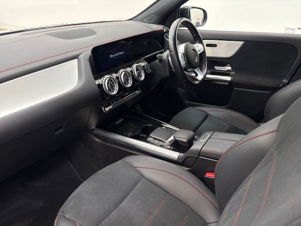 Used Mercedes-Benz EQA 2022 for sale - 76285476: Photo 8