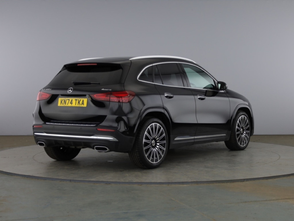 Used Mercedes-Benz GLA 2024 for sale - 76662304: Photo 2