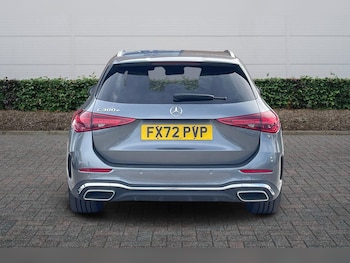 Used Mercedes-Benz C Class 2022 for sale - 78990107: Photo