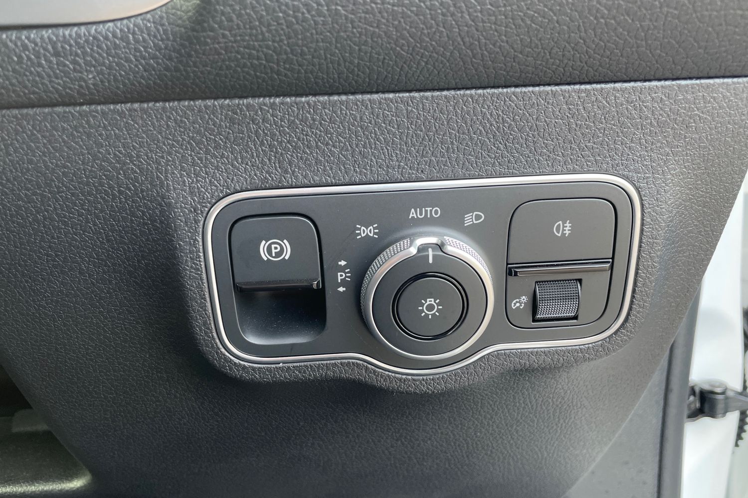 Used Mercedes-Benz GLB 2024 for sale - 77480013: Photo 15