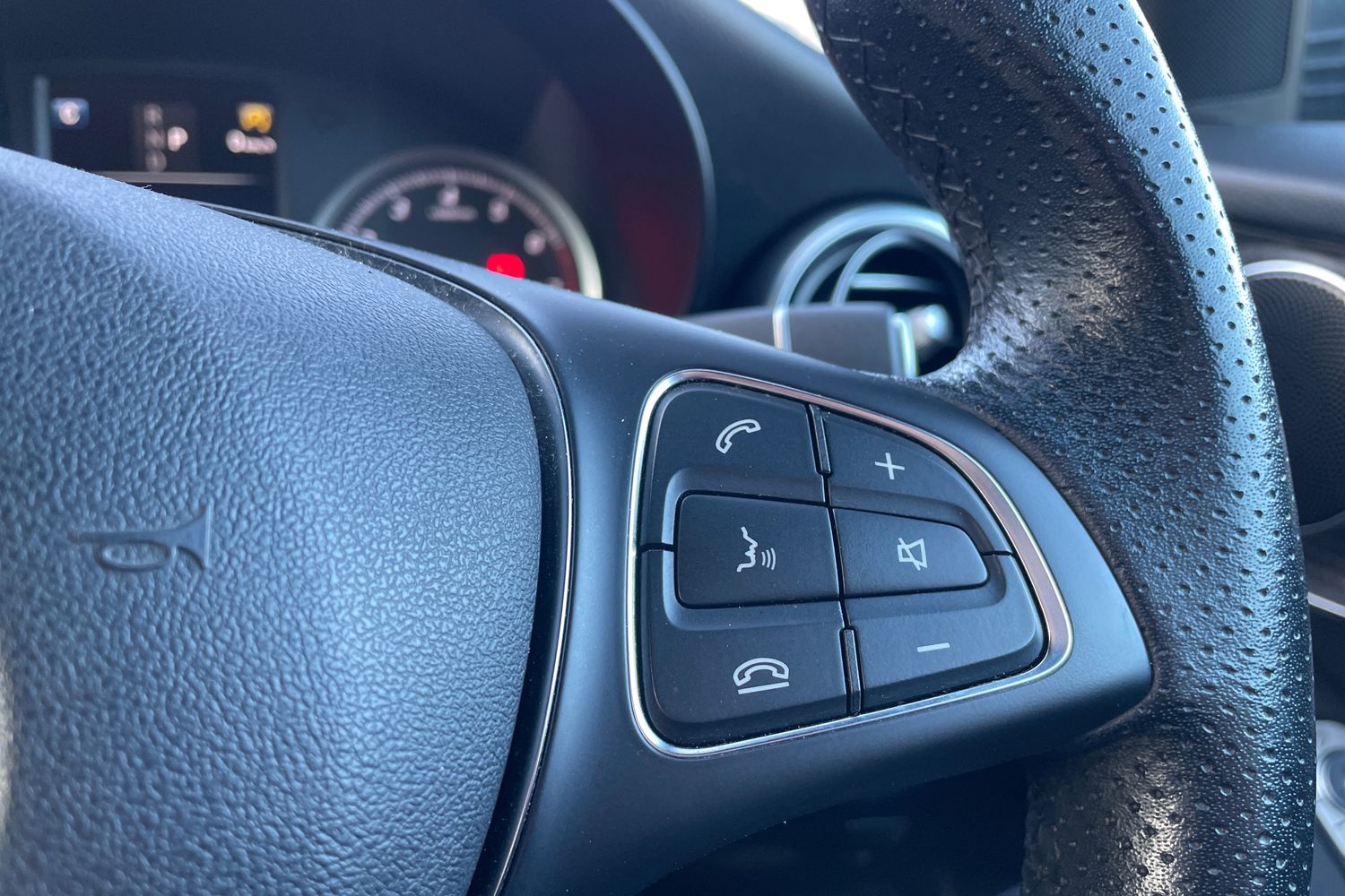 Used Mercedes-Benz GLC 2018 for sale - 77587951: Photo 13