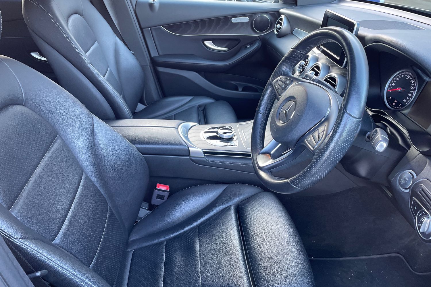 Used Mercedes-Benz GLC 2018 for sale - 77587951: Photo 18