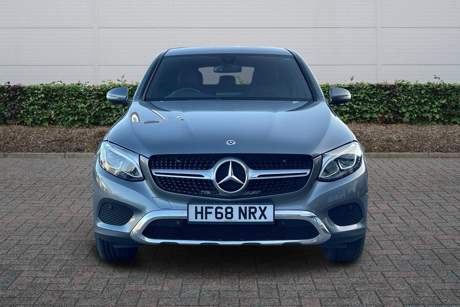 Used Mercedes-Benz GLC 2018 for sale - 77587951: Photo 3