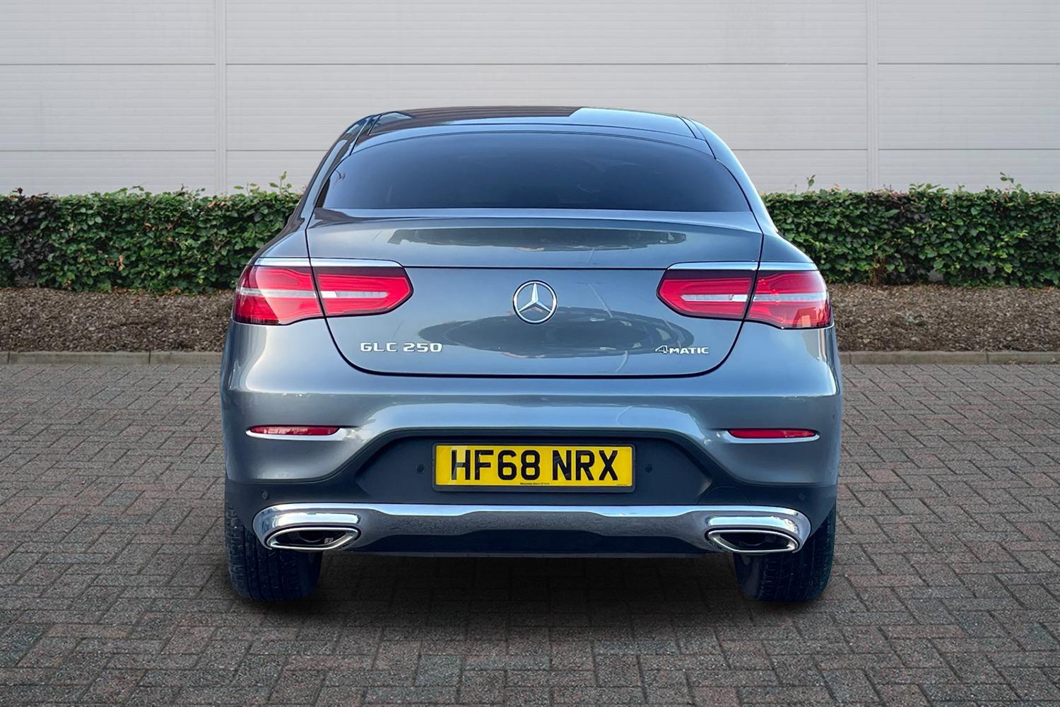 Used Mercedes-Benz GLC 2018 for sale - 77587951: Photo 4