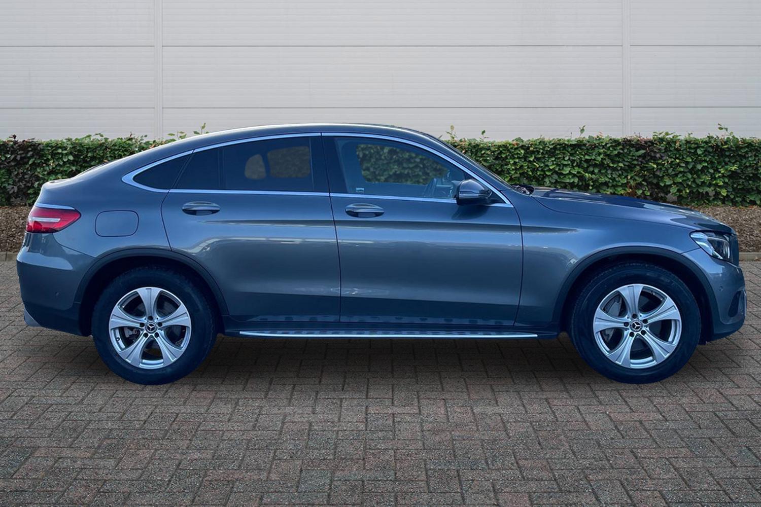 Used Mercedes-Benz GLC 2018 for sale - 77587951: Photo 5