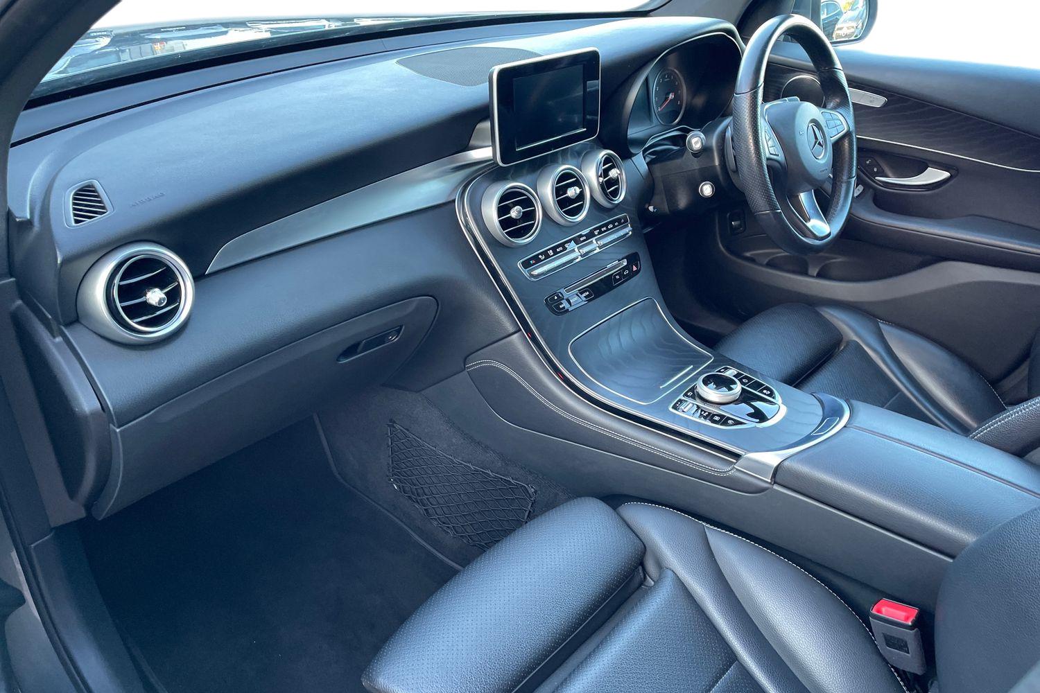 Used Mercedes-Benz GLC 2018 for sale - 77587951: Photo 7