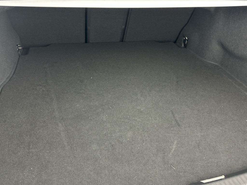 Used Mercedes-Benz C Class 2024 for sale - 76662401: Photo 7