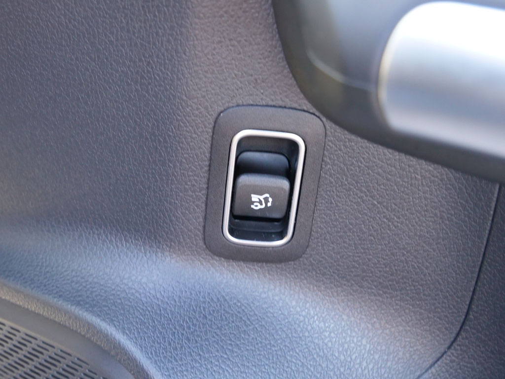 Used Mercedes-Benz GLA 2024 for sale - 76662303: Photo 11