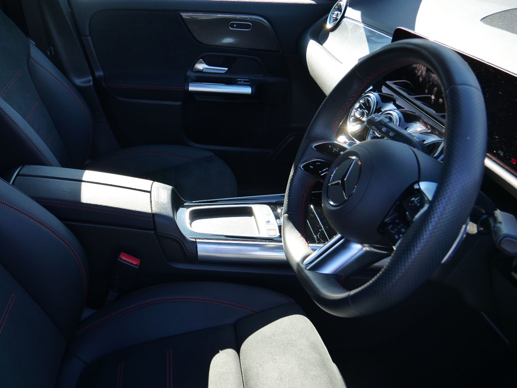 Used Mercedes-Benz GLA 2024 for sale - 76662303: Photo 16