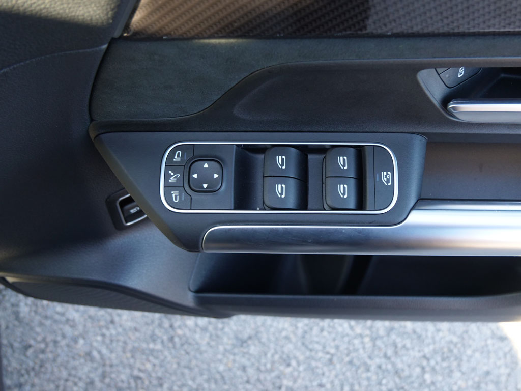 Used Mercedes-Benz GLA 2024 for sale - 76662303: Photo 26