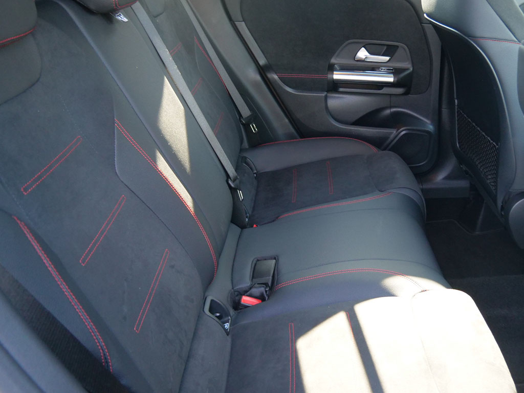 Used Mercedes-Benz GLA 2024 for sale - 76662303: Photo 8