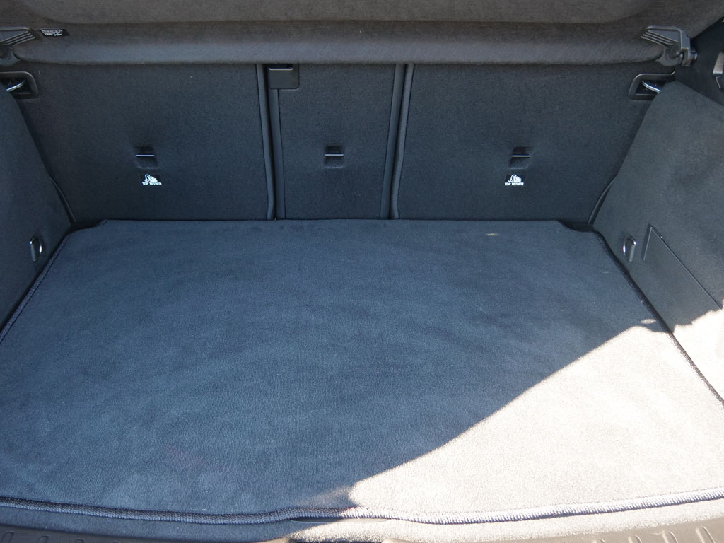 Used Mercedes-Benz GLA 2024 for sale - 76662303: Photo 9