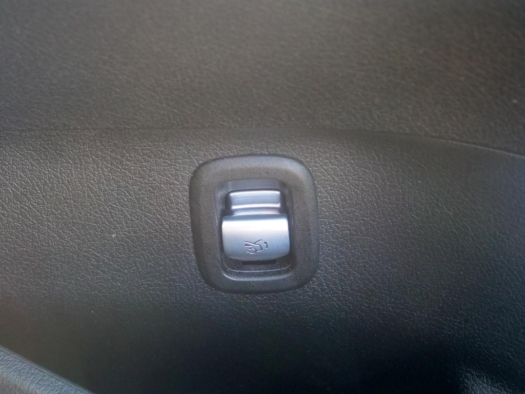 Used Mercedes-Benz C-Class 2022 for sale - 76111607: Photo 24