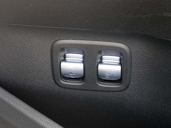 Used Mercedes-Benz C-Class 2024 for sale - 76123935: Photo 22