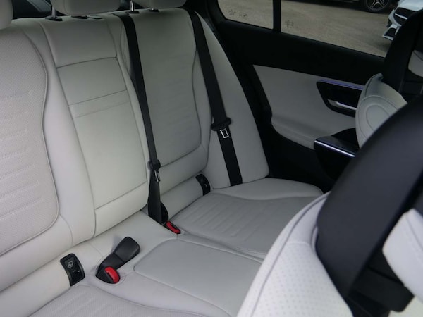Used Mercedes-Benz C-Class 2024 for sale - 76123935: Photo 26