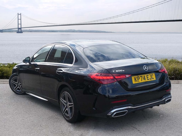 Used Mercedes-Benz C-Class 2024 for sale - 76123935: Photo 2
