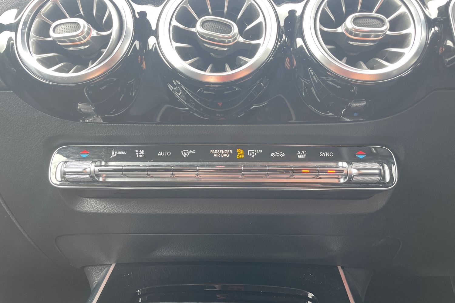 Used Mercedes-Benz GLA 2021 for sale - 78049114: Photo 32