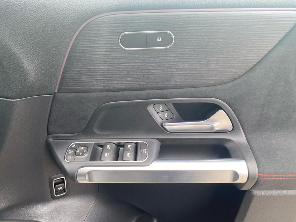 Used Mercedes-Benz EQB 2023 for sale - 77013536: Photo 19