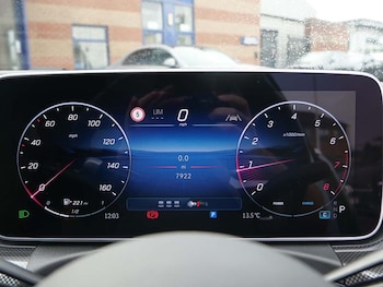 Used Mercedes-Benz C-Class 2024 for sale - 76123890: Photo 4