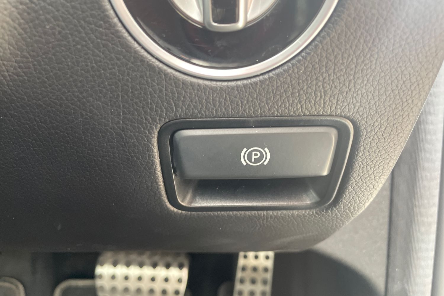 Used Mercedes-Benz SLC 2017 for sale - 78049037: Photo 14