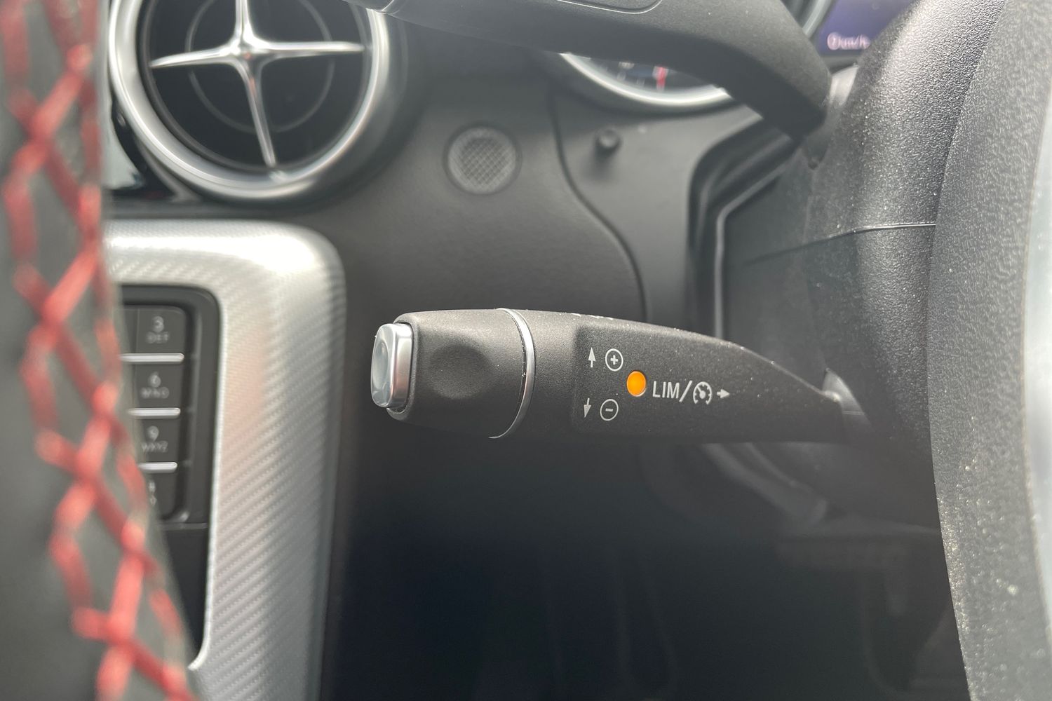 Used Mercedes-Benz SLC 2017 for sale - 78049037: Photo 20