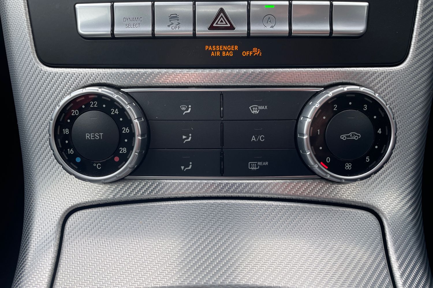 Used Mercedes-Benz SLC 2017 for sale - 78049037: Photo 25