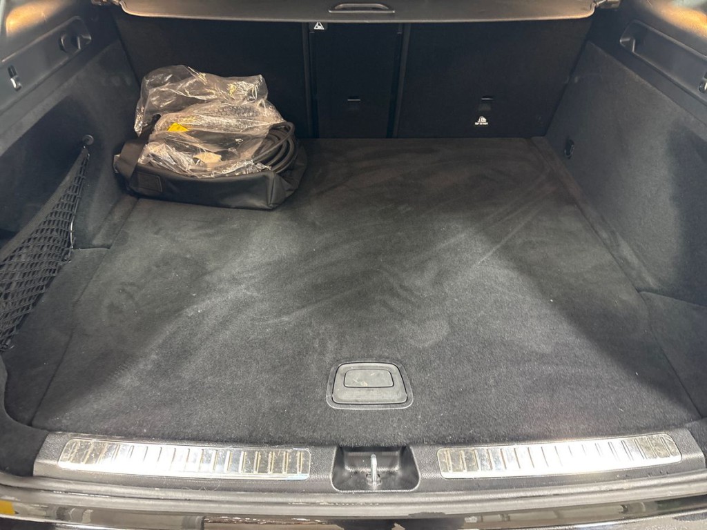 Used Mercedes-Benz EQC 2022 for sale - 76662313: Photo 6