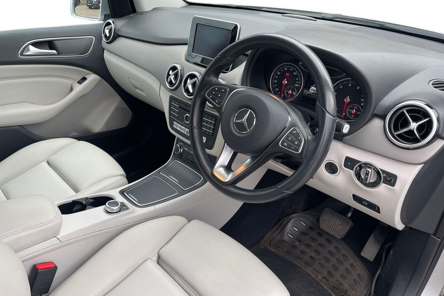 Used Mercedes-Benz B Class 2015 for sale - 77926869: Photo 12