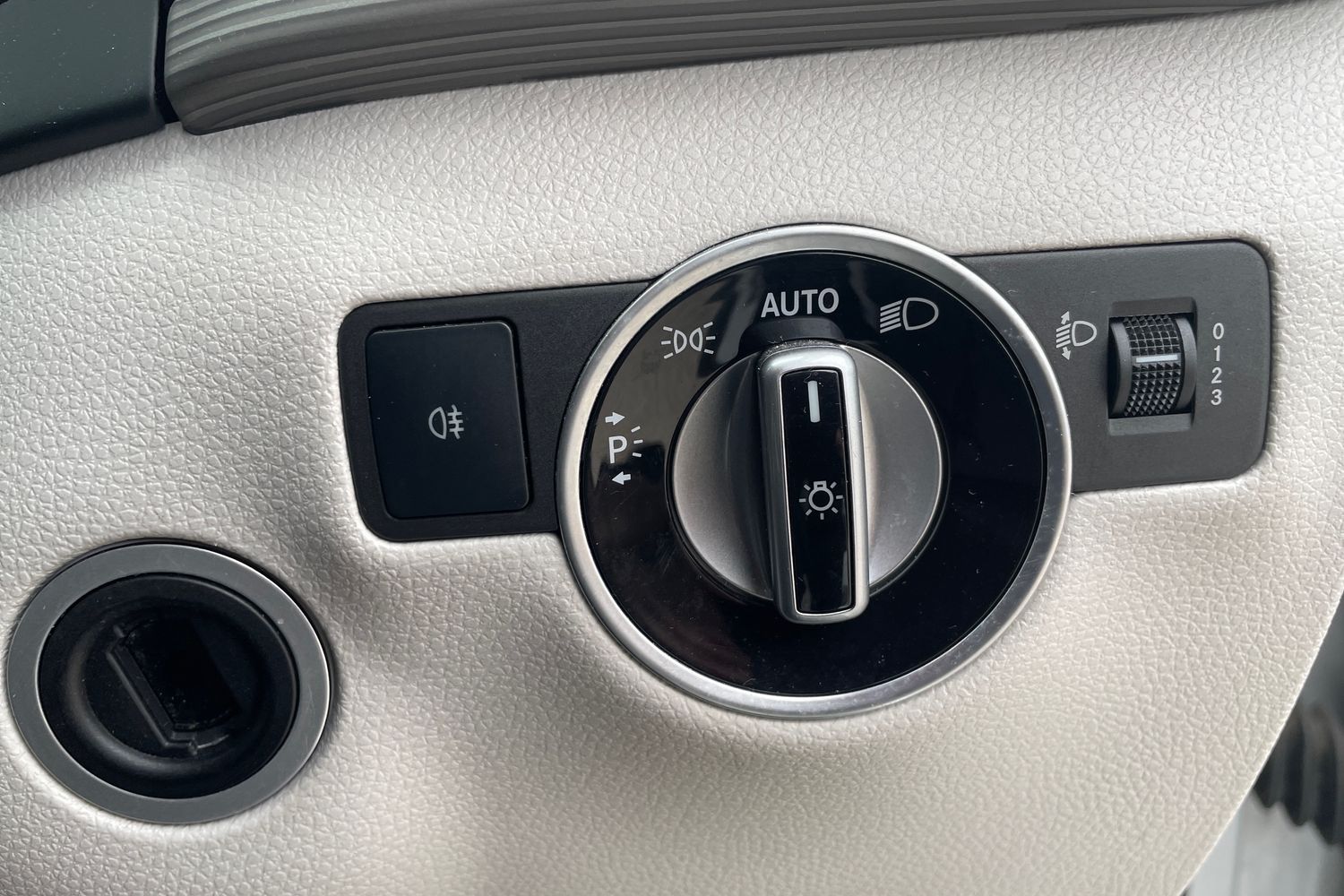 Used Mercedes-Benz B Class 2015 for sale - 77926869: Photo 13