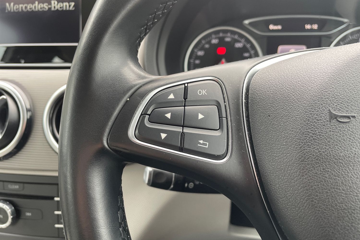 Used Mercedes-Benz B Class 2015 for sale - 77926869: Photo 23