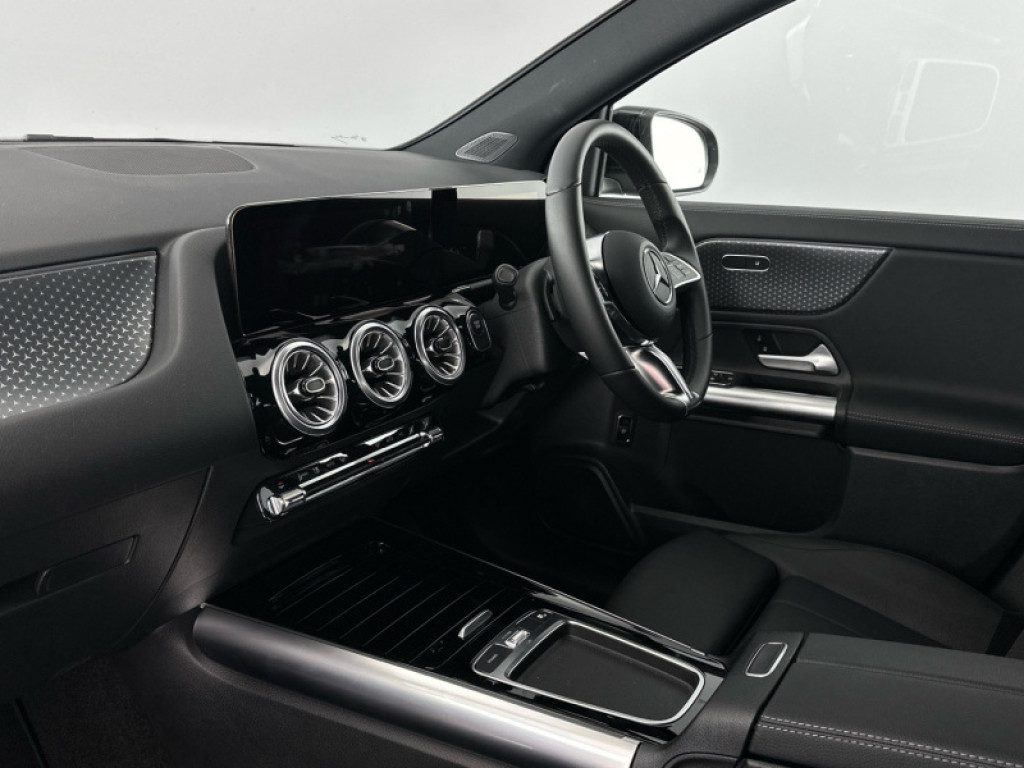 Used Mercedes-Benz EQA 2024 for sale - 76123911: Photo 5