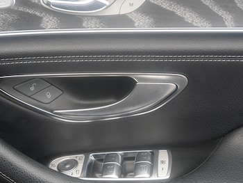 Used Mercedes-Benz CLS 2021 for sale - 75116012: Photo