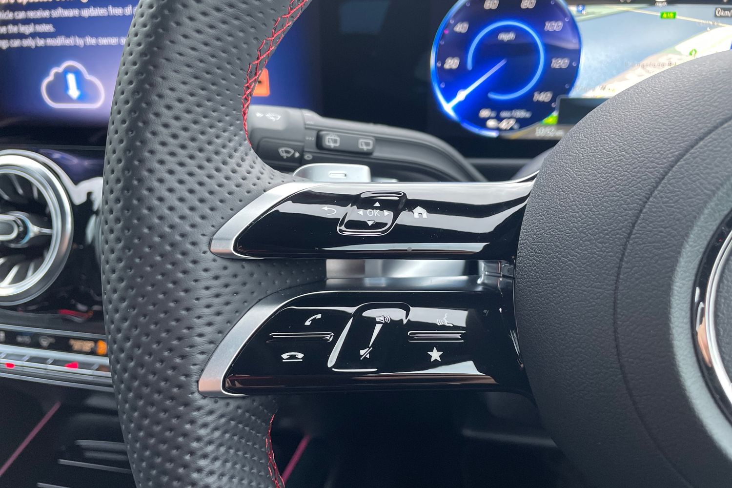 Used Mercedes-Benz EQB 2025 for sale - 77157512: Photo 16