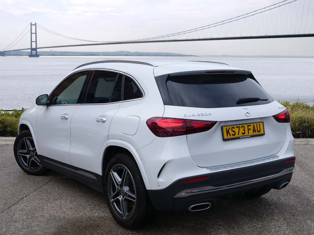 Used Mercedes-Benz GLA 2023 for sale - 76111356: Photo 2