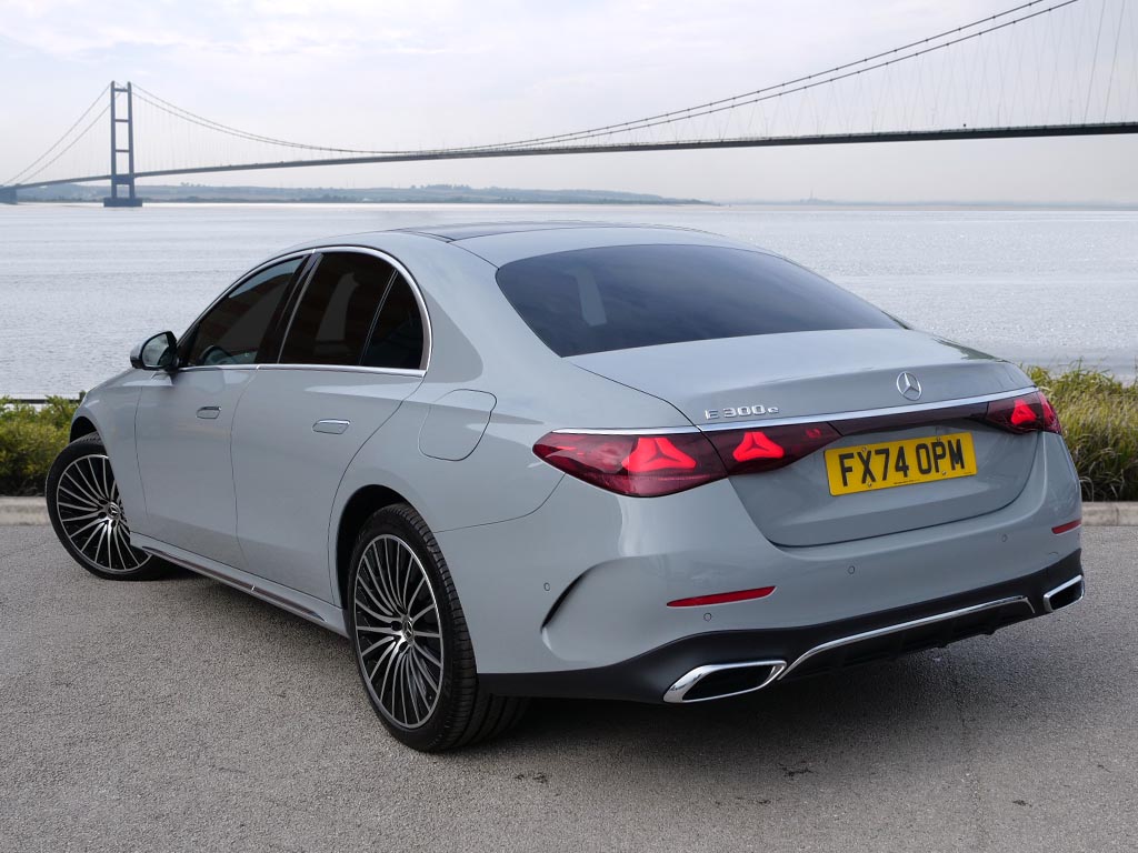 Used Mercedes-Benz E Class 2025 for sale - 77132801: Photo 2