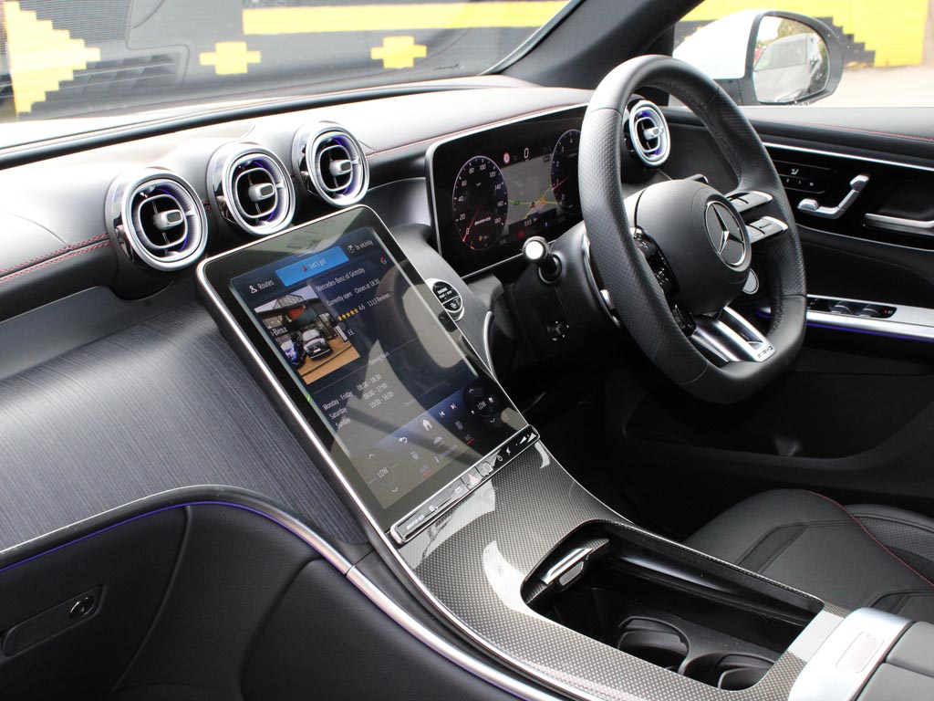 Used Mercedes-Benz GLC 2024 for sale - 77397154: Photo 3