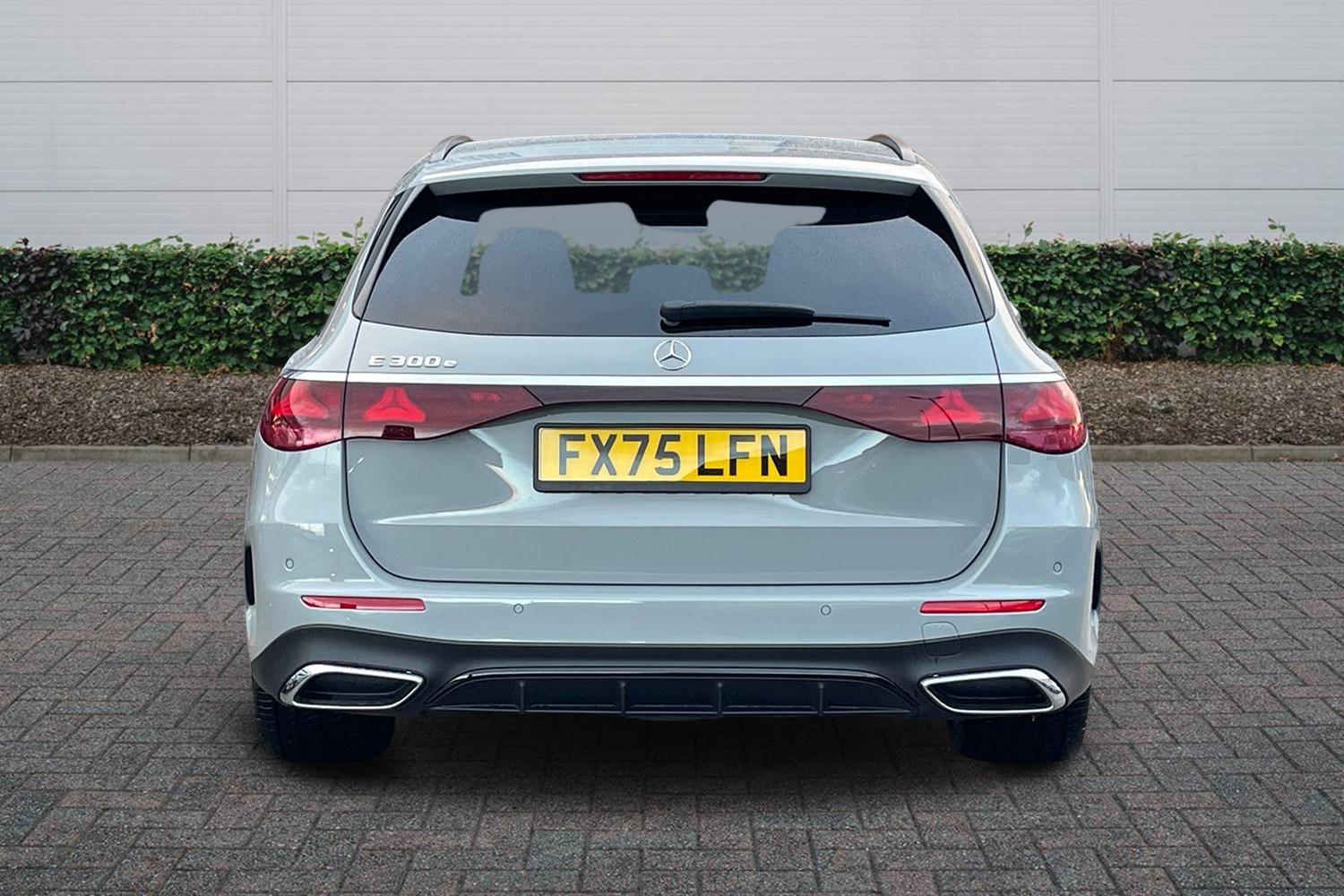 Used Mercedes-Benz E Class 2025 for sale - 76716844: Photo 4