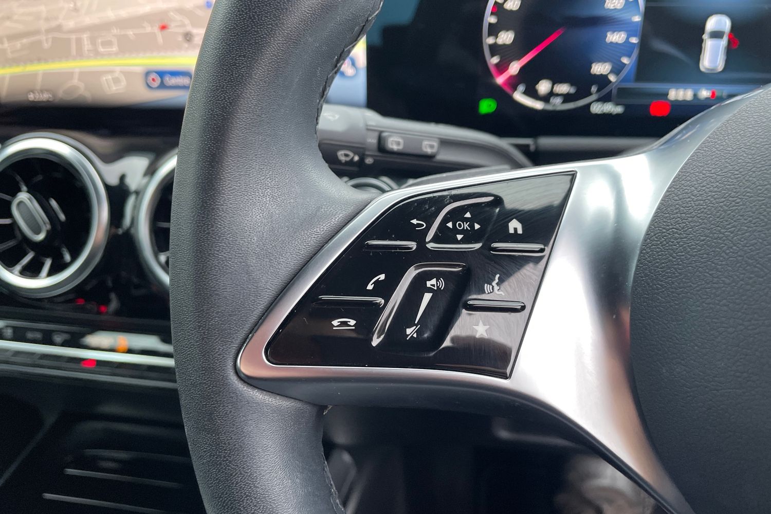 Used Mercedes-Benz GLA 2025 for sale - 77231582: Photo 14