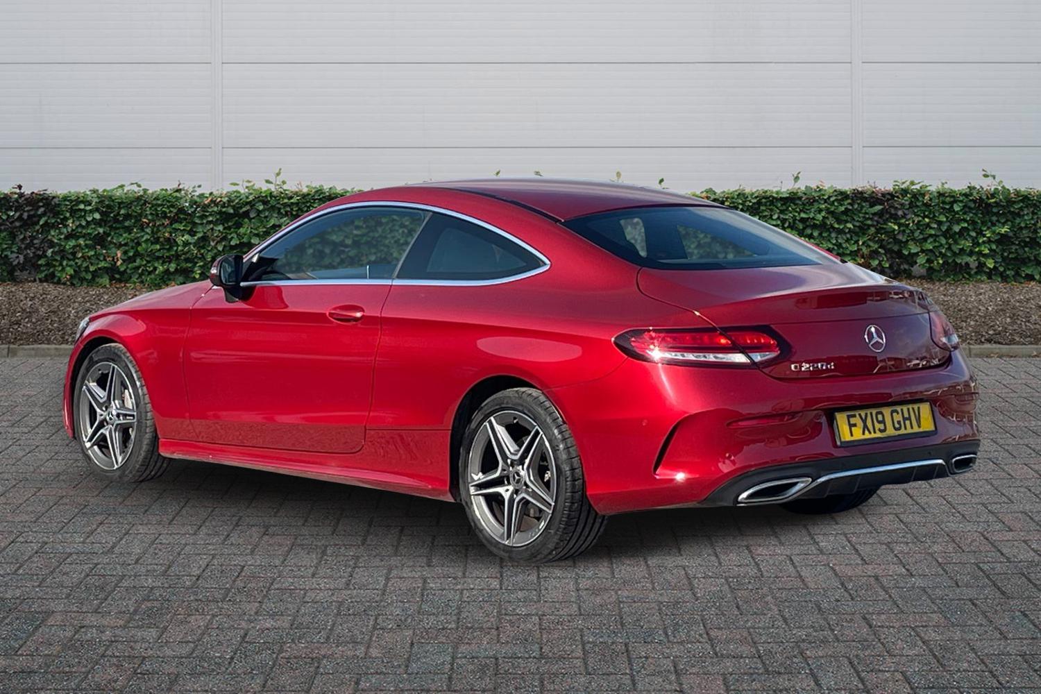 Used Mercedes-Benz C Class 2019 for sale - 77926868: Photo 2