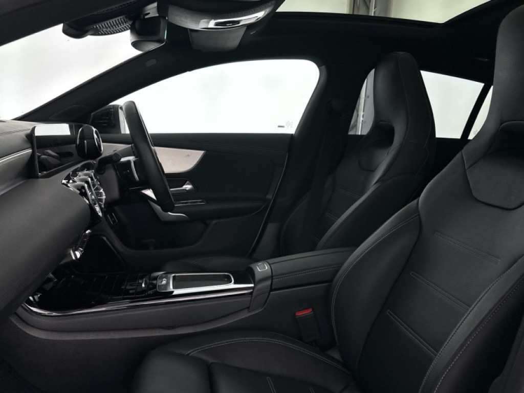 Used Mercedes-Benz CLA 2024 for sale - 76662314: Photo 3