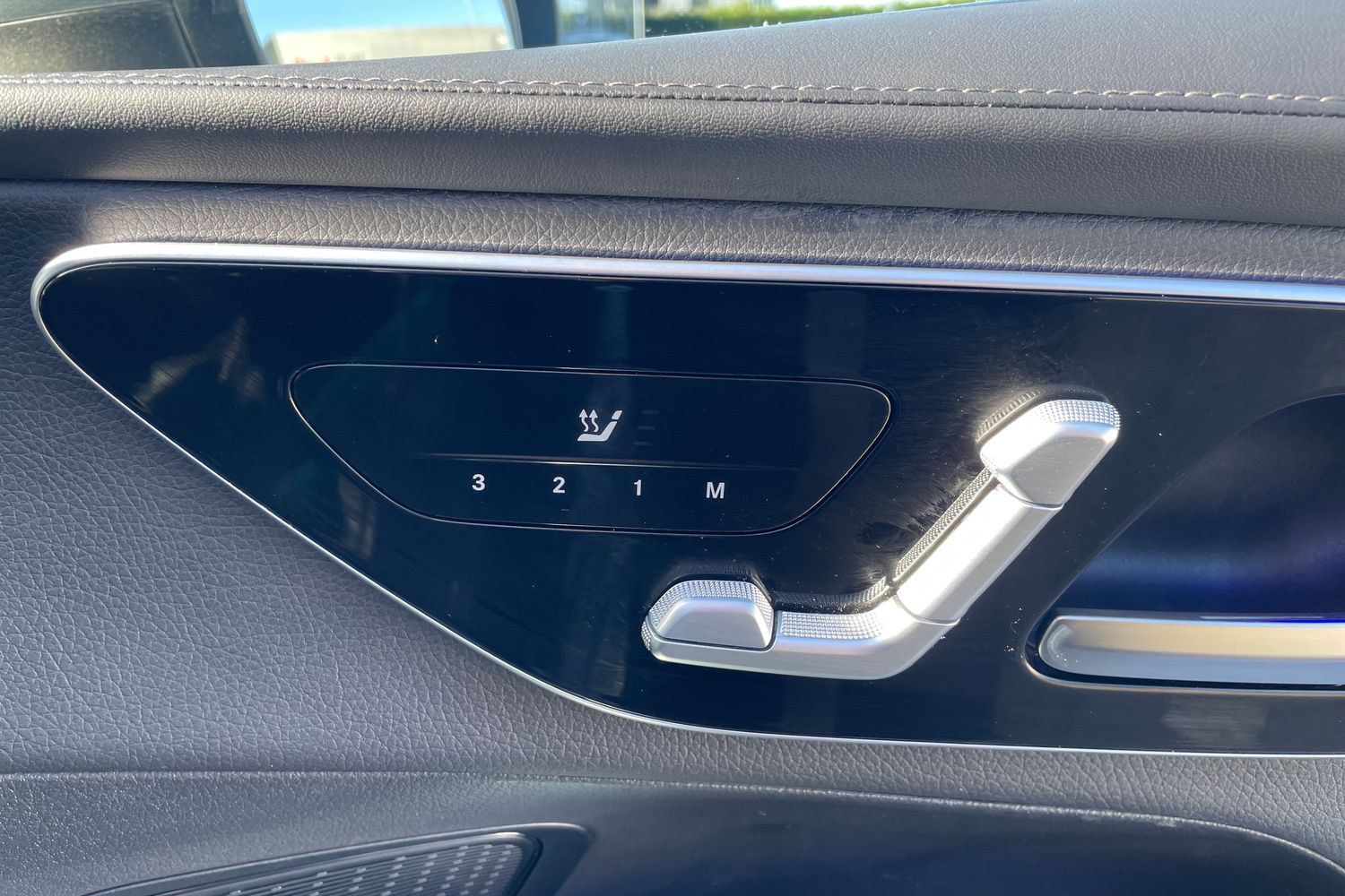 Used Mercedes-Benz GLC 2023 for sale - 77893639: Photo 15