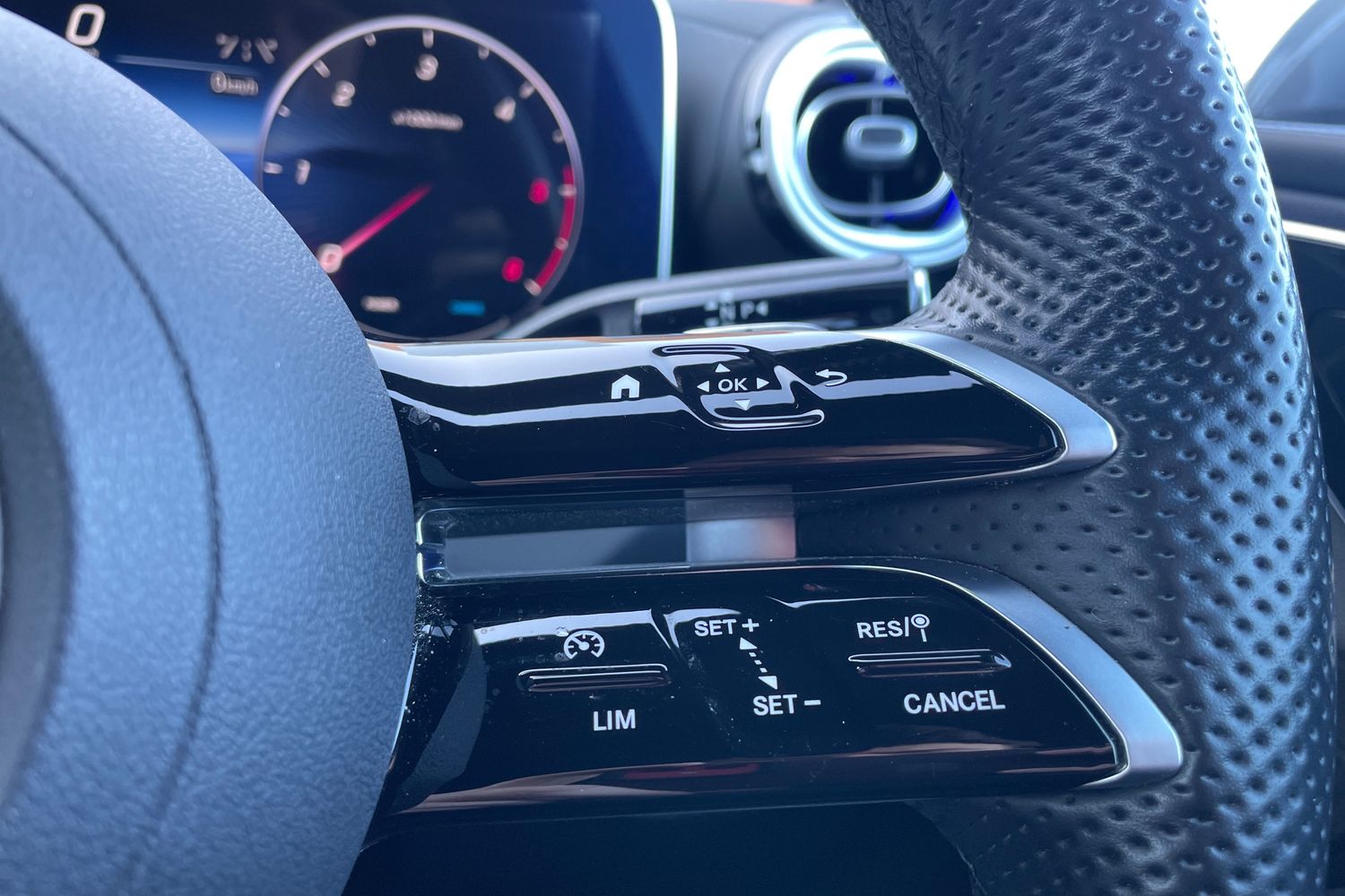 Used Mercedes-Benz GLC 2023 for sale - 77893639: Photo 21