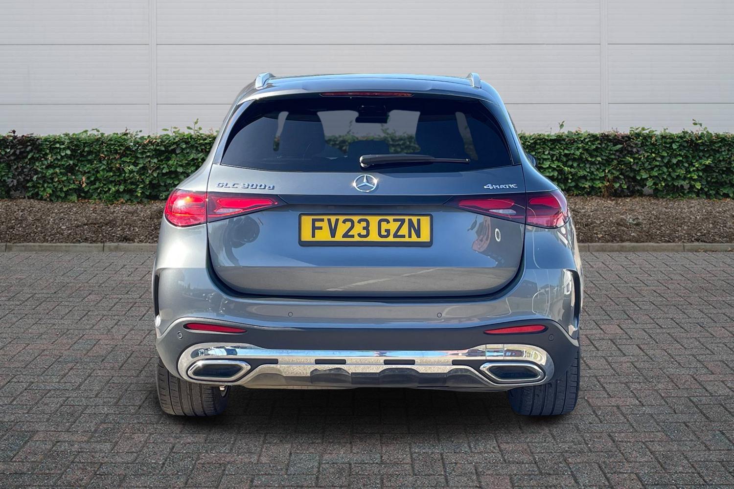 Used Mercedes-Benz GLC 2023 for sale - 77893639: Photo 4