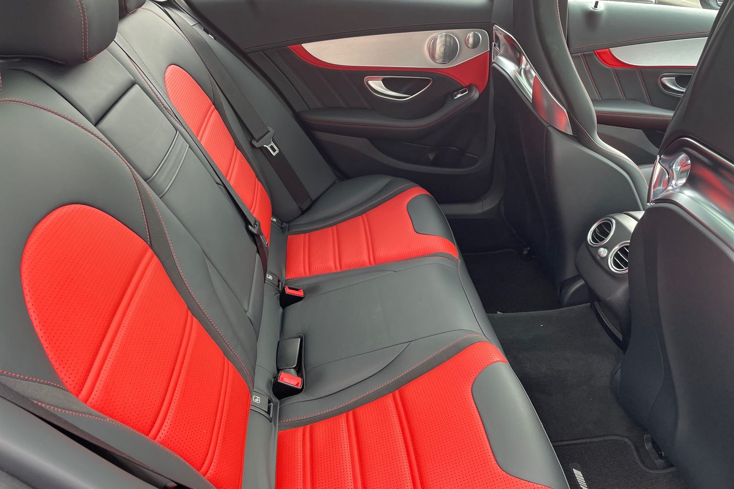 Used Mercedes-Benz C Class 2018 for sale - 77893635: Photo 16