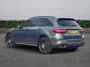 Used Mercedes-Benz GLC 2019 for sale - 78232620: Photo