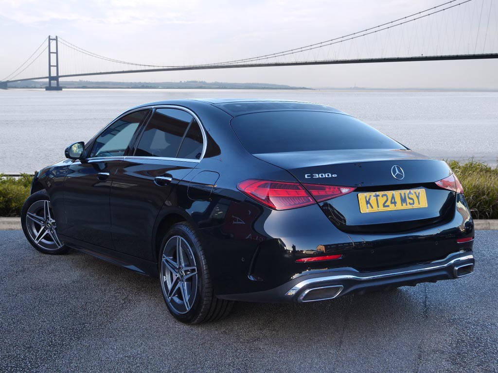 Used Mercedes-Benz C Class 2024 for sale - 76261202: Photo 2
